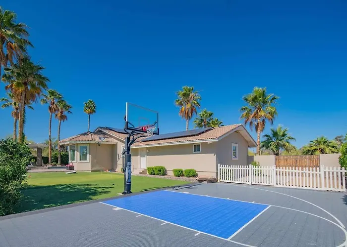 Cave Creek- Basketball Putt Putt Pool & Games * Carefree